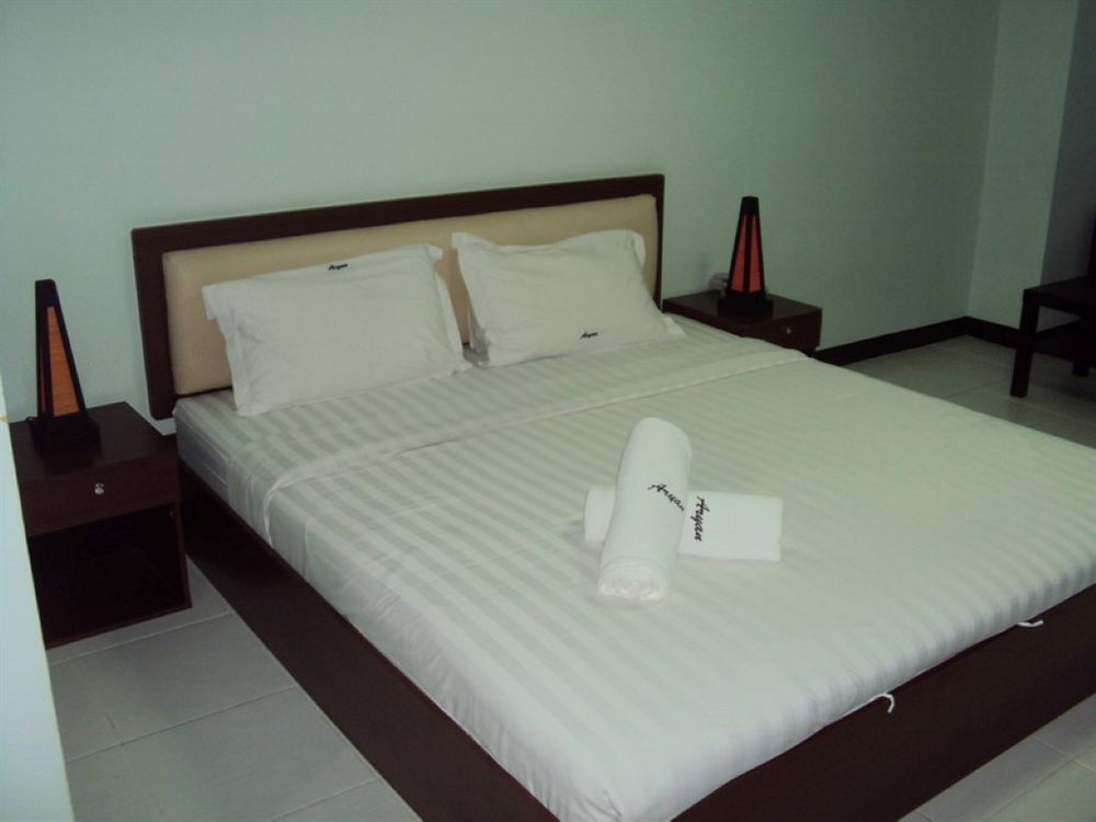 เซ็น รูม อารยัน สวีท Hotel กรุงเทพมหานคร ภายนอก รูปภาพ